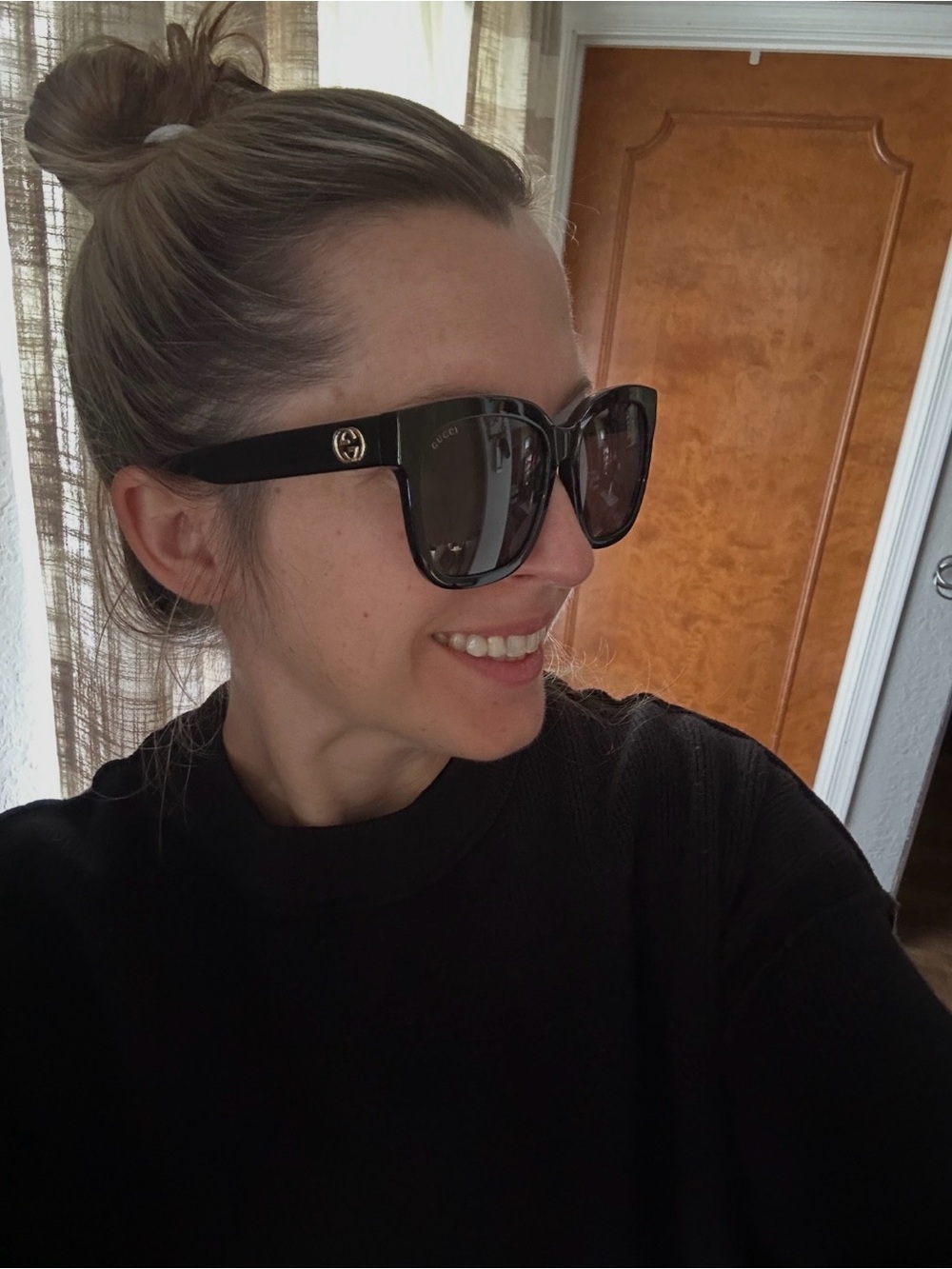 Gucci Sunglasses- Like New! - Picture 9 of 10